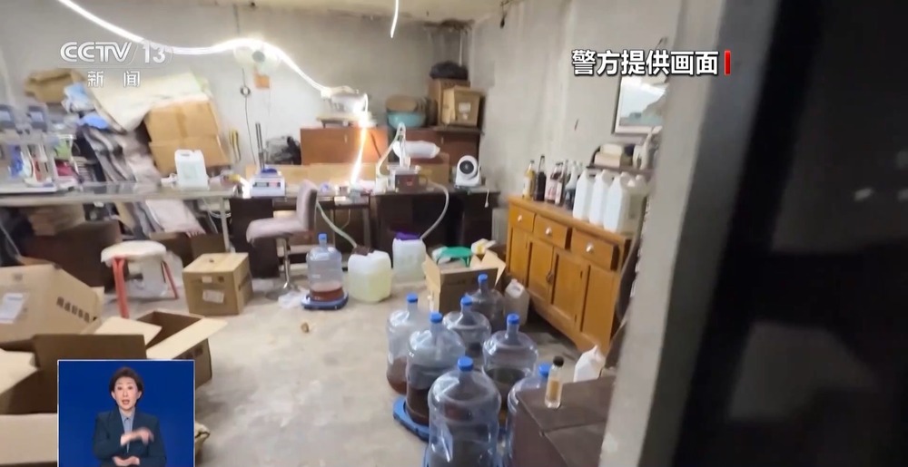 旱厕 糖浆满是霉斑……简直黑了心了！不朽情缘mg打假冒牌咖啡！豆子挨着(图1)